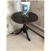 Image 2 : Round Antique Wood Side Table