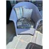 Image 3 : 4 Antique Lilac Wicker Arm Chairs