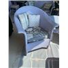 Image 4 : 4 Antique Lilac Wicker Arm Chairs