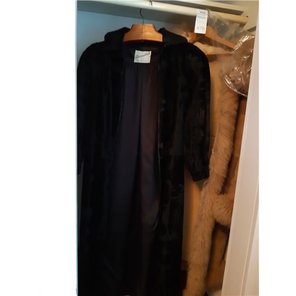 Speiser Furs Fur Coat & Sheepskin Coat Cat A