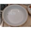 Image 9 : Evesham Serving Set A