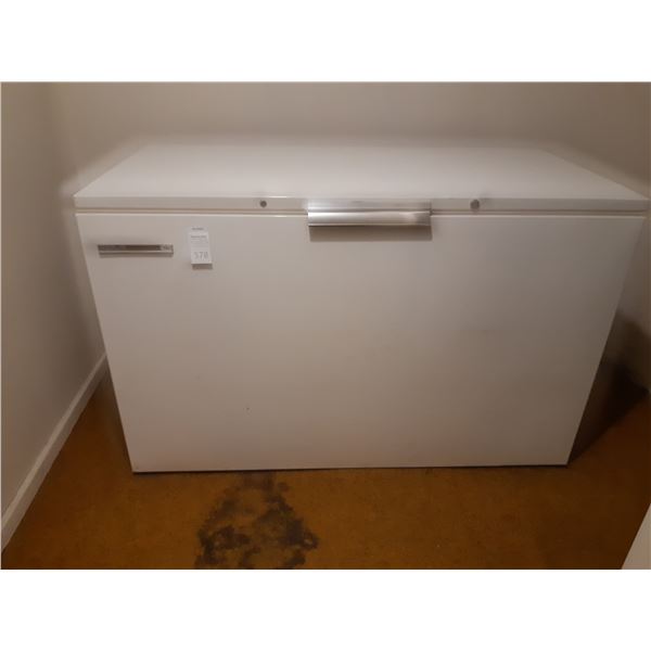 Whirlpool Chest Freezer Cat C