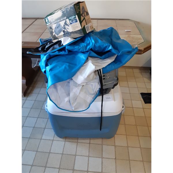 Igloo Cooler & Raft Cat B