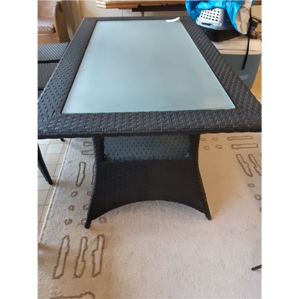 Bradford Glasstop Patio Table Cat C