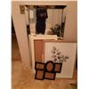Image 1 : Mirror and Décor Art Cat B