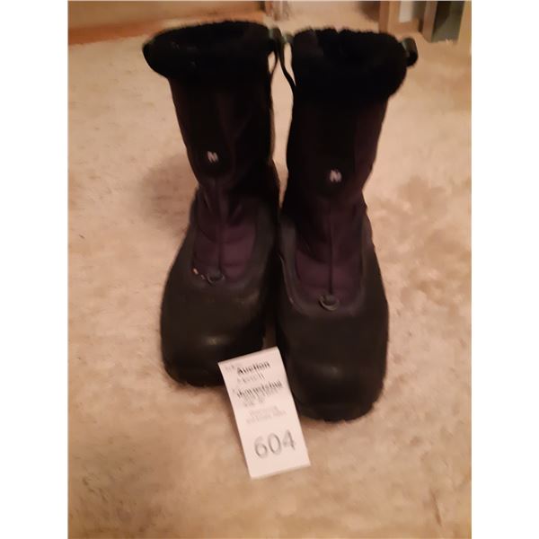 Ladies Merrell Boots Cat B