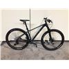 Image 2 : GREY TREK XCALIBER FRONT SUSPENSION 12 SPEED MOUNTAIN BIKE