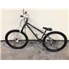 Image 1 : GREY NO NAME FRONT SUSPENSION SINGLE SPEED MOUNTAIN BIKE