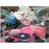Image 1 : 20 New Pairs of Slippers - Assorted