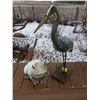 Image 1 : Wooden Heron and Ornamental Toad