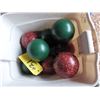 Image 1 : A Bocce Ball Set