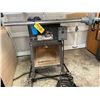 Image 2 : Delta Table Saw, Heavy Duty, 3/4 HP, 3450 RPM, 120/230 Cap Start