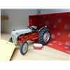 Image 2 : Scale Model 1952 Ford 8N Tractor