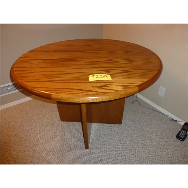 Round Oak Table, 42"