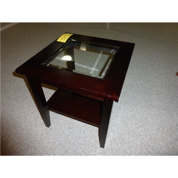 Square Coffee Table with Glass Top, 19"x 19"
