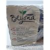 Image 2 : Purina Beyond Grain Free Turkey, Sweet Potato & Spinach Recipe Wet Cat Food 12X85g