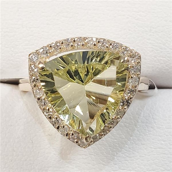 10K Yellow Gold Lemon Quartz(4ct) Diamonds(0.27Ct,I1-I3,G-I) 27 Side Diamonds Ring (~Size 6.75)(~wei