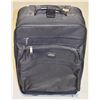 Image 1 : 22" ROLLING SUITCASE