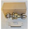 Image 1 : NEW IN BOX YALE 2-3/4" KEYED DOORKNOB