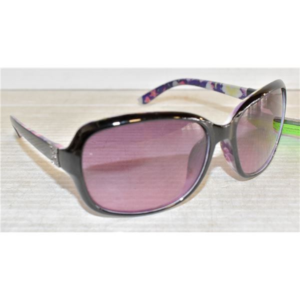 PAIR OF NEW REVLON SUNGLASSES