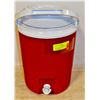 Image 1 : RUBBERMAID HUGE WATER JUG/COOLER