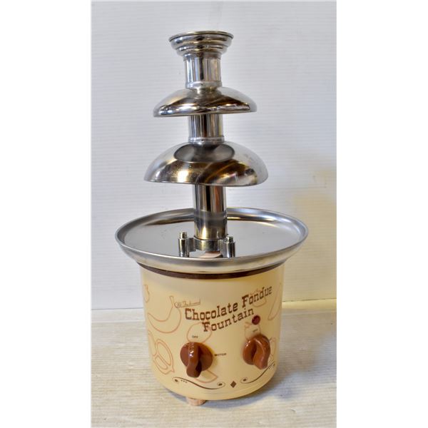 CHARLESCRAFT CHOCOLATE FONDUE FOUNTAIN -