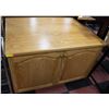 Image 1 : PICTURE CABINET RED OAK - 4 SLIDING DRAWERS