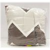 Image 1 : 1 QUEEN COMFORTER