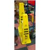 Image 1 : STACK OF WET FLOOR SIGNS / PYLONS