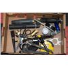 Image 1 : FLAT OF ASSORTED HANDTOOLS, HARDWARE ETC