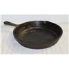 Image 1 : CAST IRON SKILLET SIZE 9 1/5