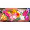 Image 1 : BOX WITH SELECTION OF QUALITY SILK FLOWERS: