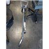 Image 2 : TOTEM POLE BOAT MOUNT AND ELECTRIC DRILL ON STAND