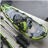 Image 2 : MOUNTAIN PROFILE ALUMINUM 930 SNOW SHOES WITH ADJUSTABLE WALKING POLES