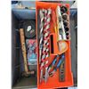 Image 1 : TOOL BOX WITH DRILL BITS AND HOLE SAWS