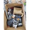 Image 1 : BOX OF ELECTRICAL ITEMS