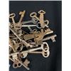 Image 3 : Nice Lot of Vintage Skeleton Keys