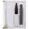 Image 1 : VINE-VERA MANICURE SET (MISSING LOTION)