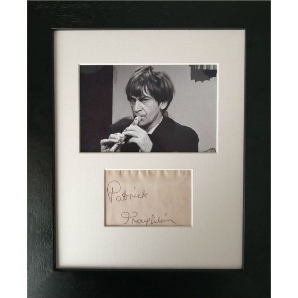 Patrick Troughton autograph (1920-1987).
