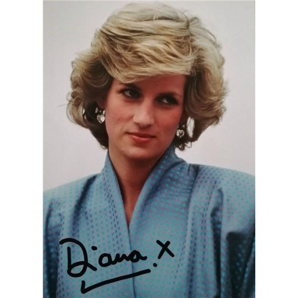 Princess Diana signed photograph. (1961-1997).