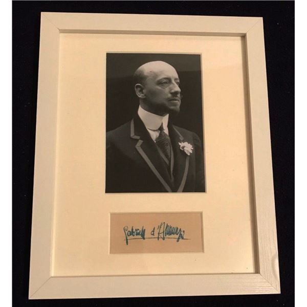 Gabriele D'Annunzio signature. (1863-1938).