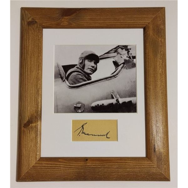 WWII Mick Mannock signature. (1887-1918).