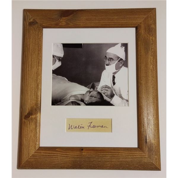 Dr. Walter Freeman autograph. (1895-1972).
