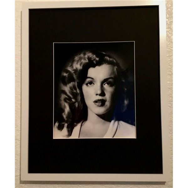 Photographer: Philippe Halsman - Marilyn Monroe crying.