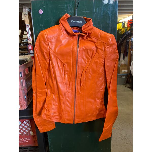 Danier leather jacket 2xs new