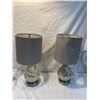 Image 1 : Pair of lamps one missing top knob