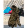 Image 1 : Medium to large sweaters and jacket