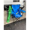 Image 1 : Two foldin chairs with bag
