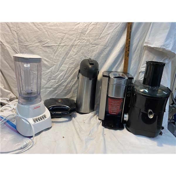 Small kitchen appliances