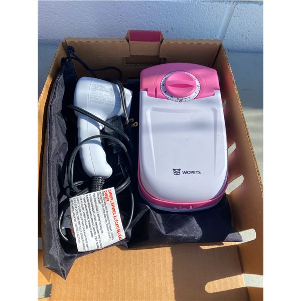 Pet feeder and blow dryer